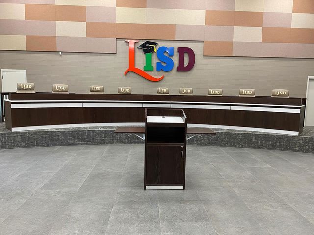Tech Carts & Lecterns