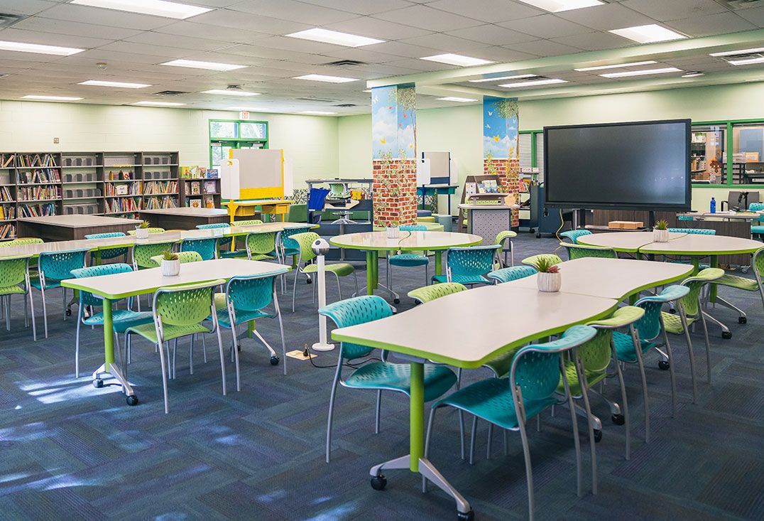 Tables & Desks