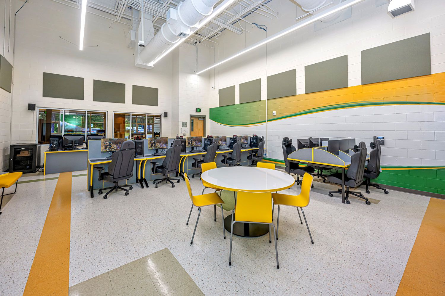 MediaTech_SummervilleHS001.jpg