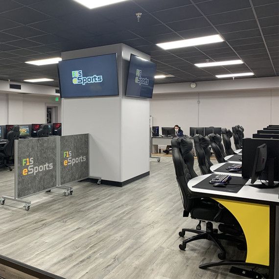 Cirrus Esports Console FS1 Image