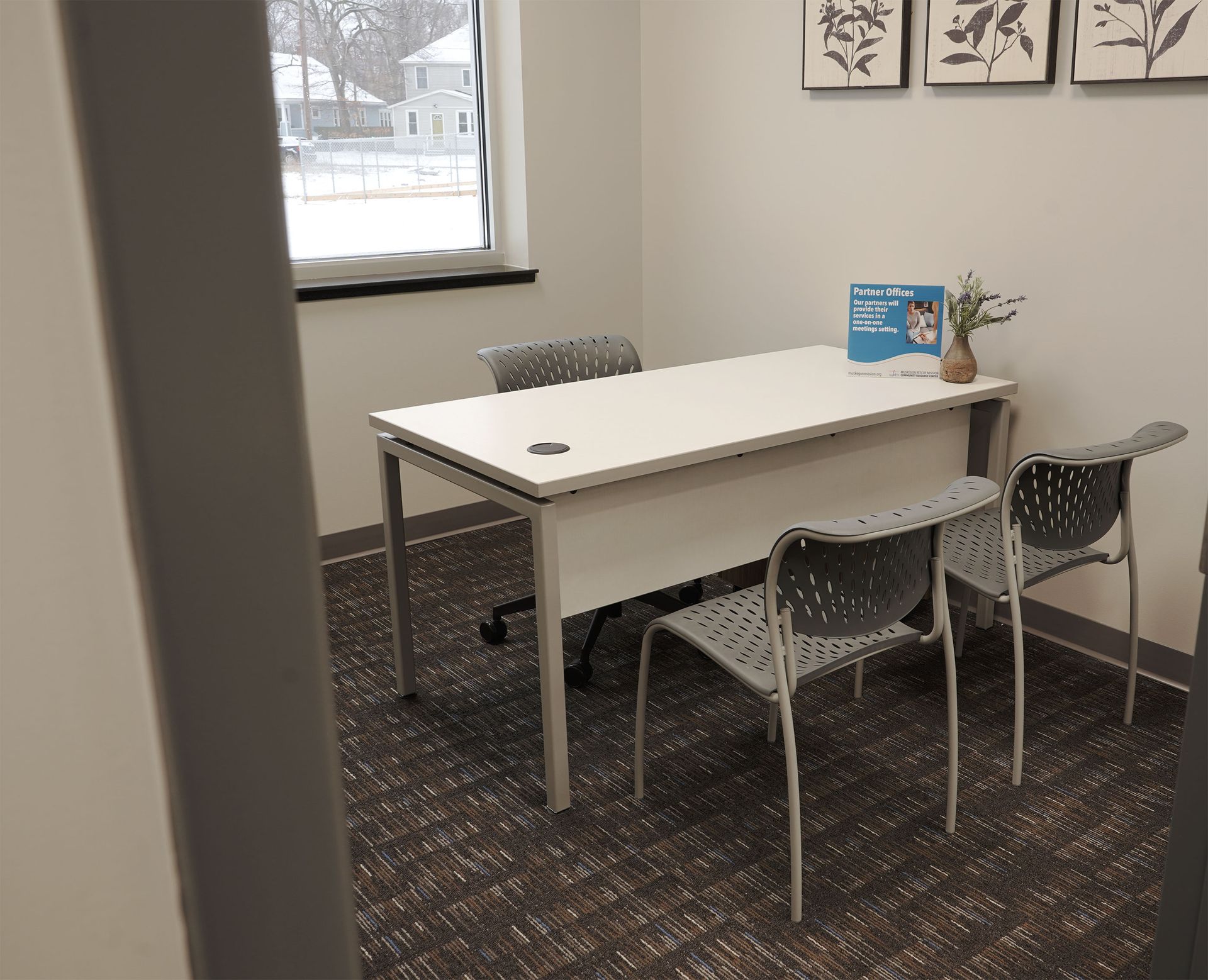 Partner-Office.jpg