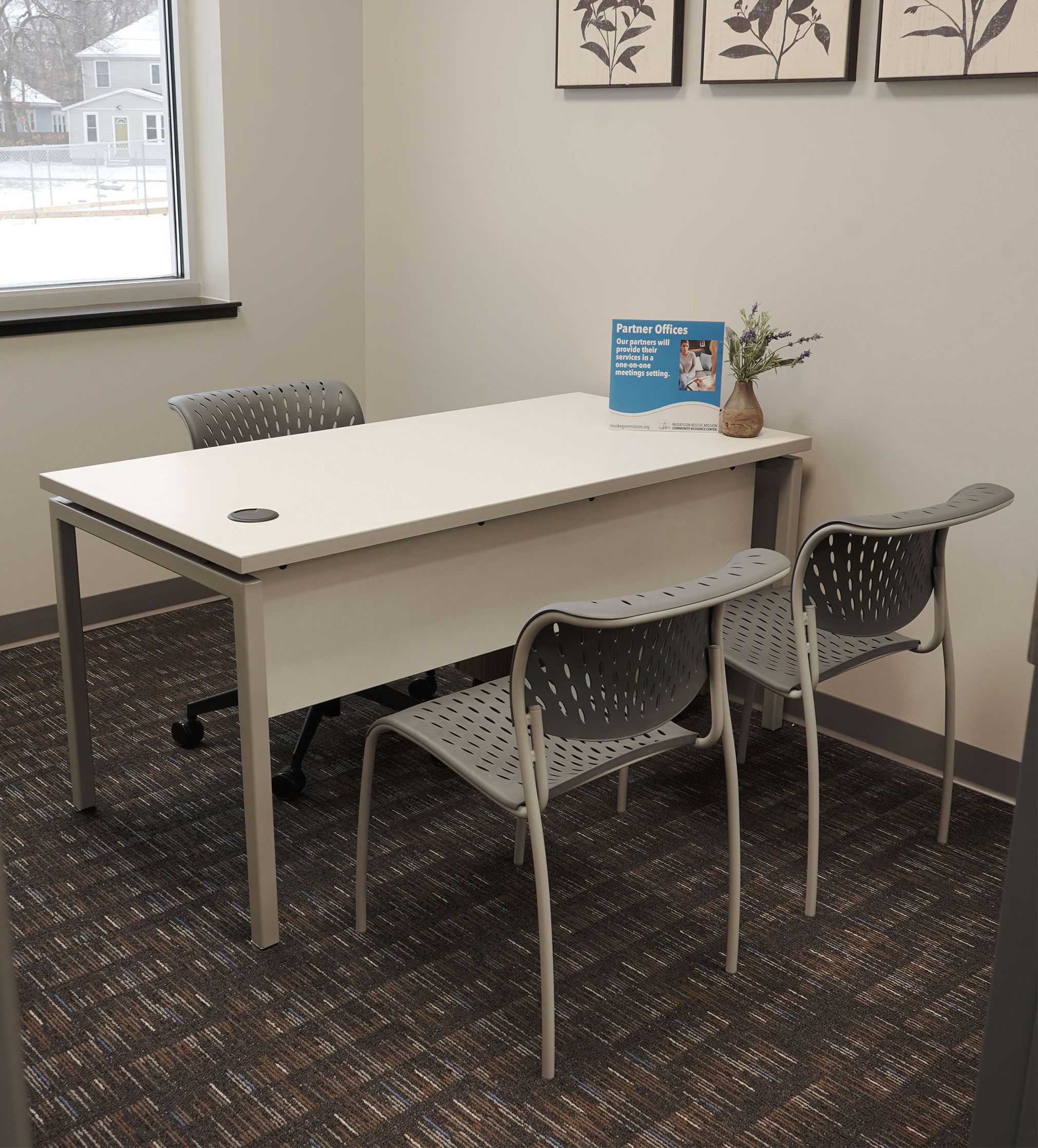 Partner-Office2.jpg